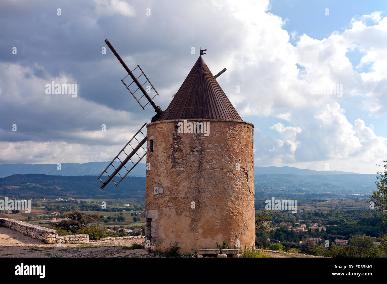 St-Saturnin-Les-Apt in der Vaucluse Bezirk der Provence, Frankreich. Stockfoto