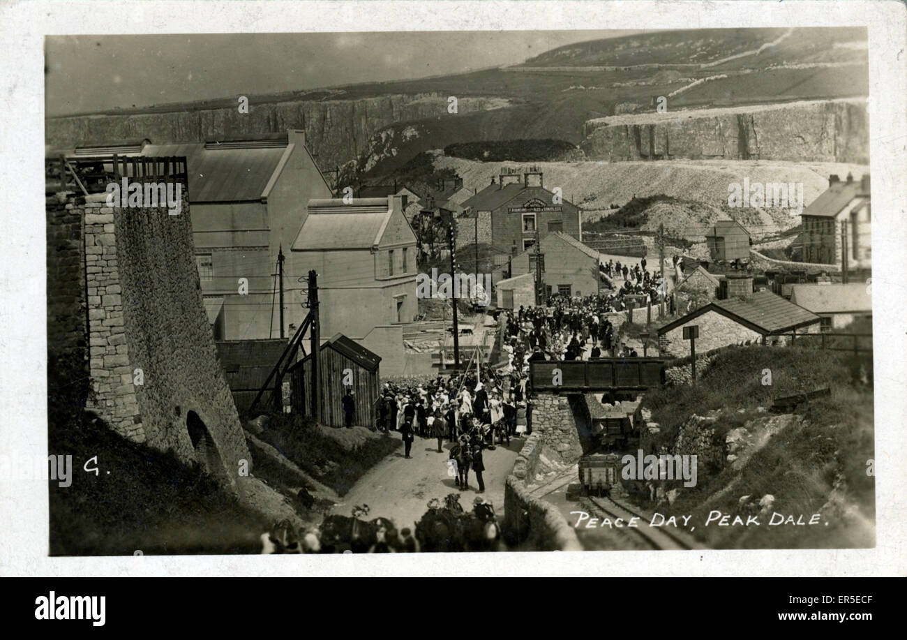 Quarry & The Village, Peak Dale, Derbyshire Stockfoto