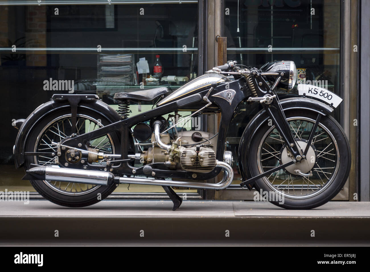 BERLIN - 10. Mai 2015: Vintage Motorrad Zuendapp KS500, 1936. Die 28.  Berlin-Brandenburg-Oldtimer-Tag Stockfotografie - Alamy
