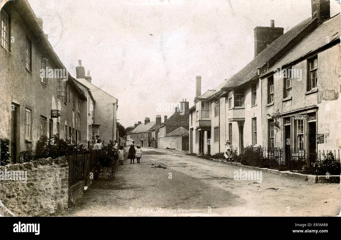 Dorchester Road, Maiden Newton, England Stockfoto