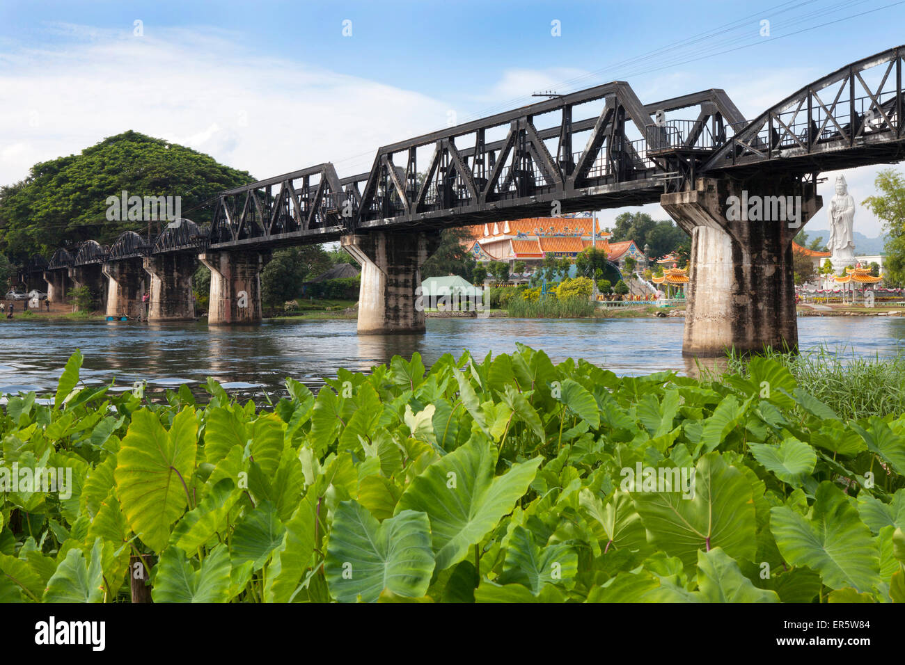 Legendäre Brücke über den River Kwai, Kanchanaburi, Provinz Kanchanaburi, Thailand, Asien Stockfoto