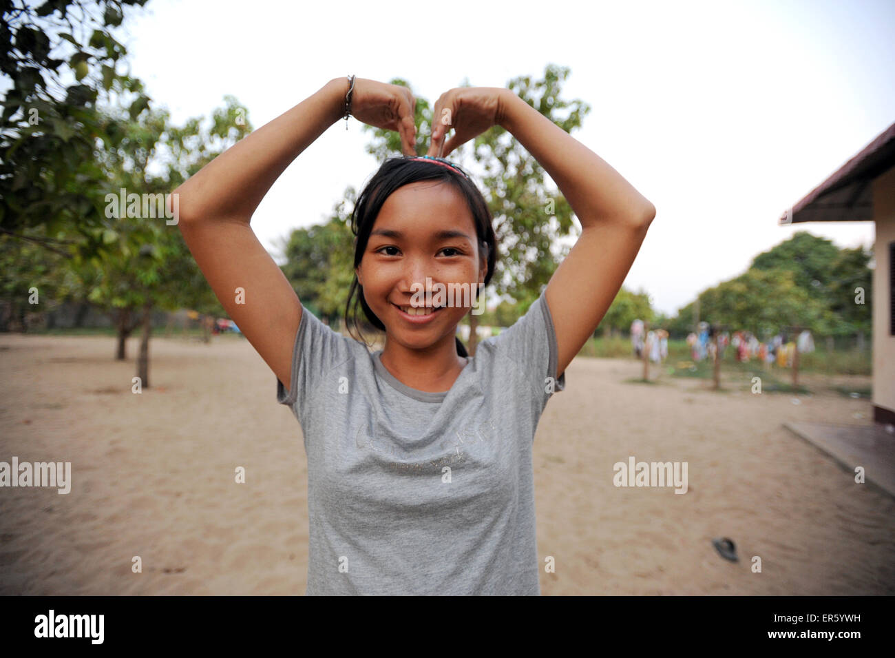 Kambodscha-Mädchen am Leuchtturm Waisenhaus in Phnom Penh in Kambodscha. Stockfoto