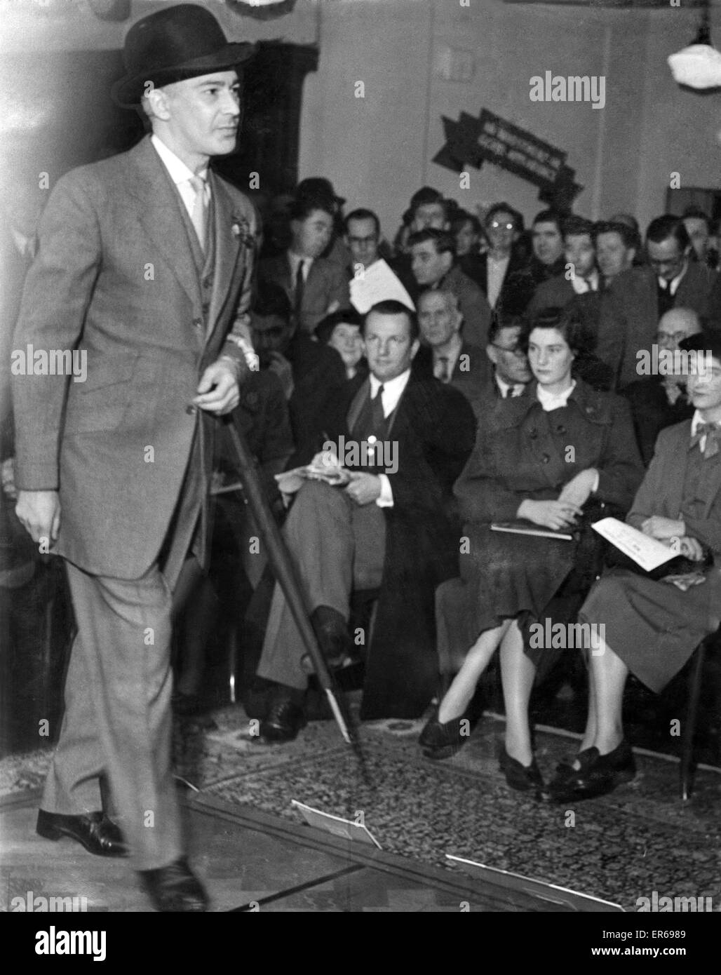 Fashion 1951 herren Fotos und Bildmaterial in hoher Auflösung Alamy