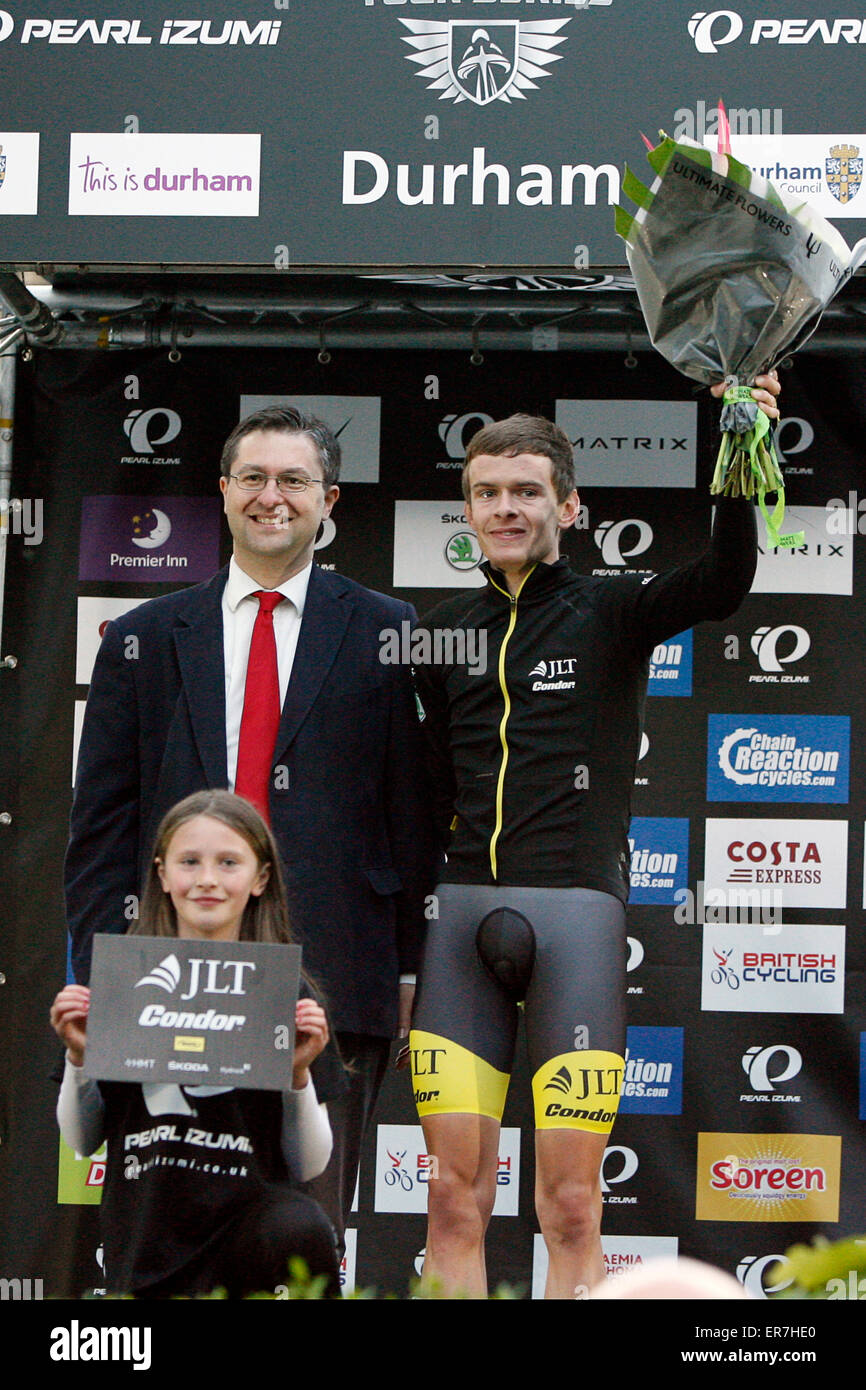 Durham County Durham, Großbritannien. 28. Mai 2015. Richard Handley JLT Condor gewinnt der einzelnen durch einen Erdrutsch während Pearll Izumi Tour Serie Runde 5 Durham City Centre während Pearl Izumi Tour Serie Runde 5 Durham im Stadtzentrum Credit Rennen: Dan Cooke/Alamy Live News Stockfoto