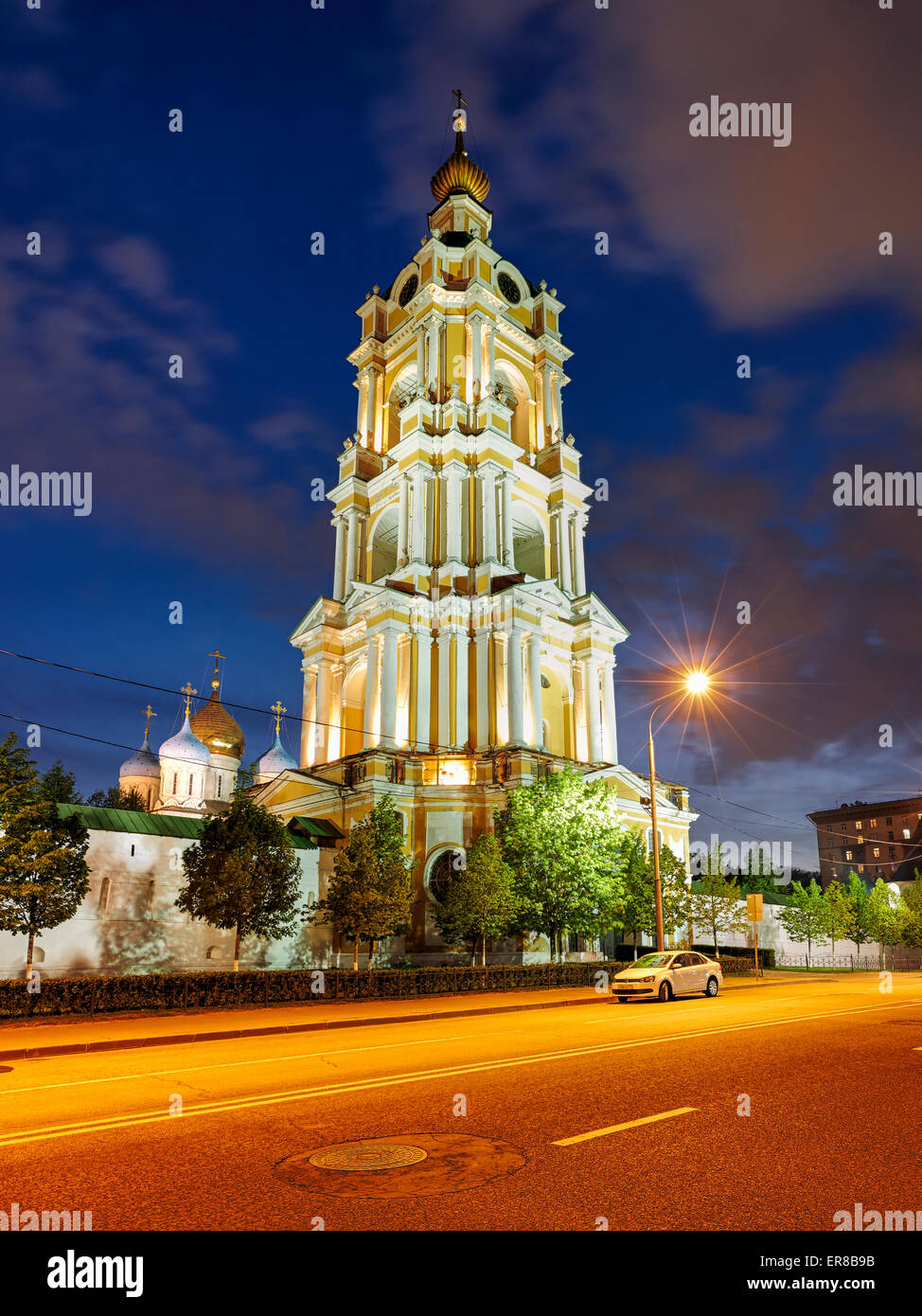 Nowospassker Kloster in der Nacht. Moskau, Russland. Stockfoto