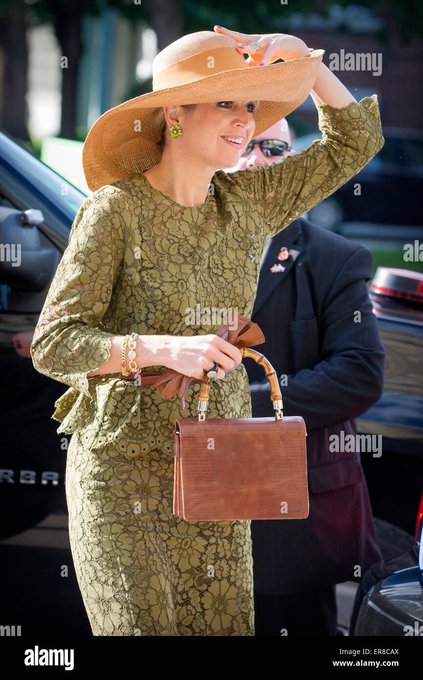 Ottawa, Kanada. 28. Mai 2015. Königin Maxima der Niederlande besuchen das Museum der Natur zu besuchen in der speziellen Ausstellung Galerie der Diplohack Diskussion in Ottawa, Kanada, 28. Mai 2015. Der König und die Königin der Niederlande bringen einen Staatsbesuch vom 27. bis 29. nach Kanada Mai. Bildnachweis: Dpa picture Alliance/Alamy Live News Stockfoto