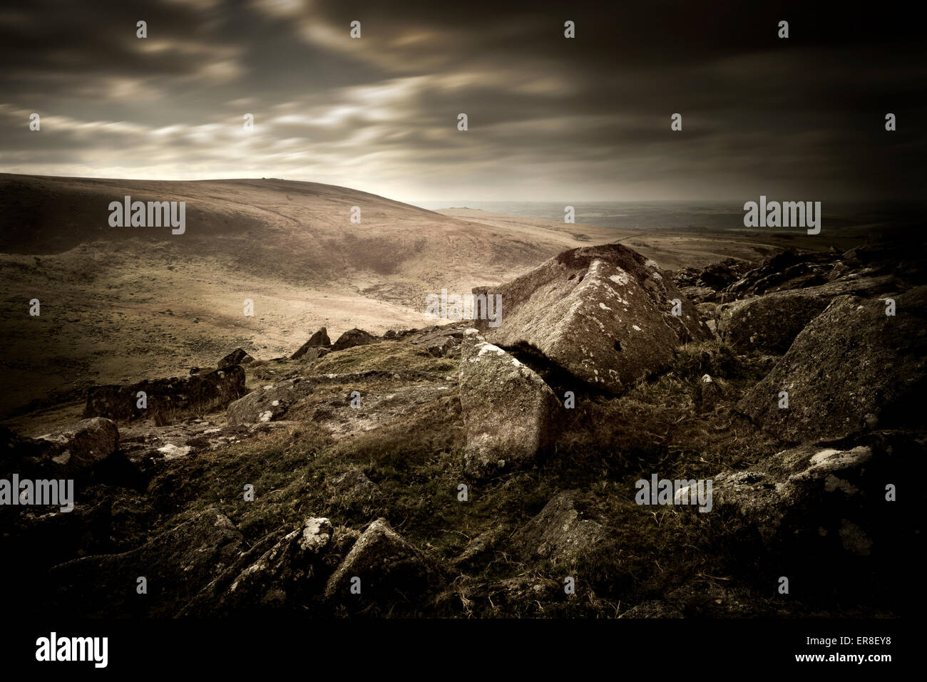 Eine dunkle und stimmungsvolle Moorlandschaft. Stockfoto