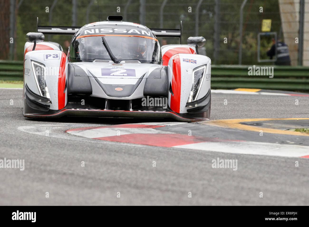 Imola, Italien – 16. Mai 2015: Ginetta – Nissan von Thiriet durch LNT Team, angetrieben von Michael Simpson in Aktion während der Le Mans Stockfoto