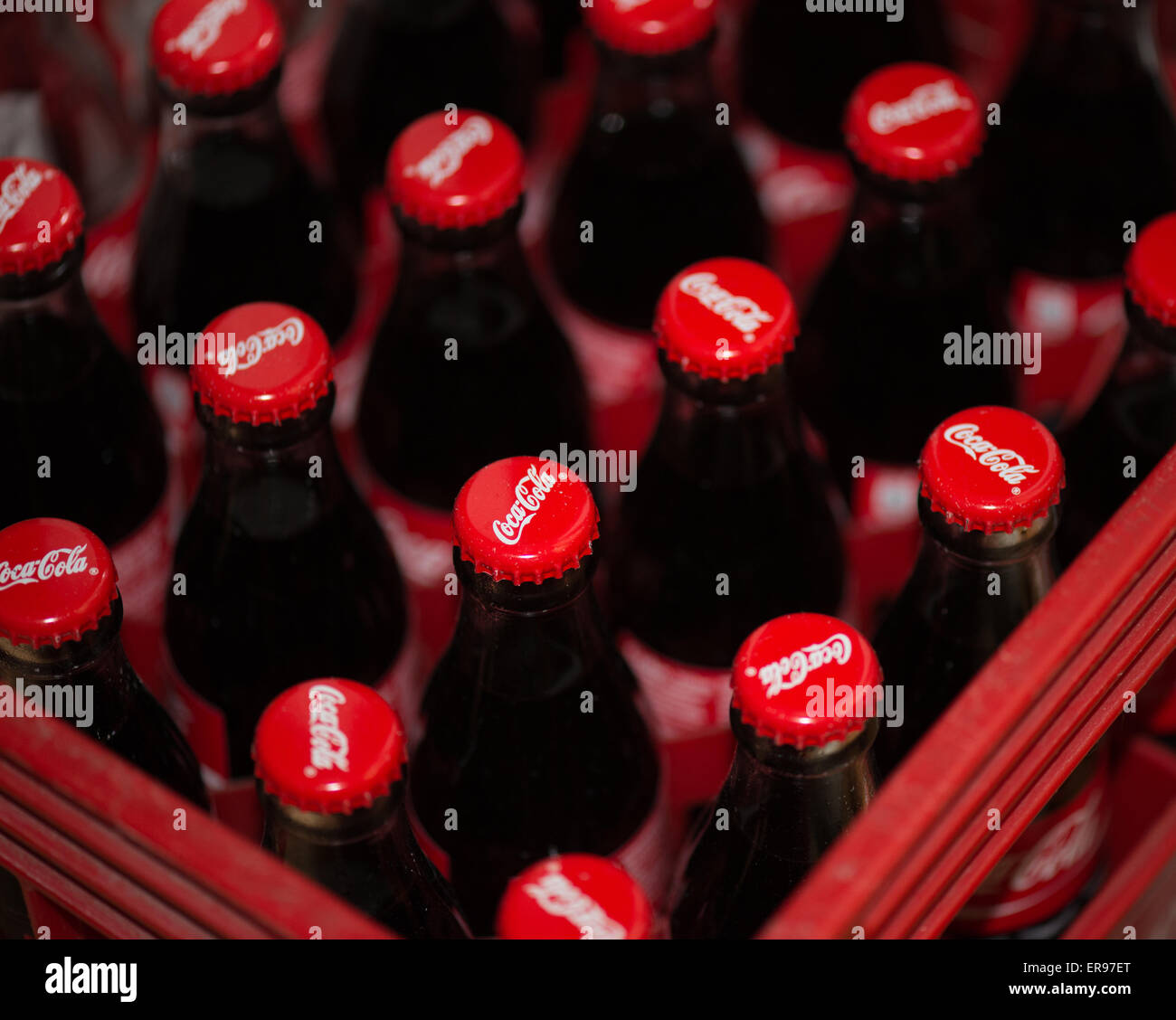 Cocaa Kiste Colaflaschen Stockfoto