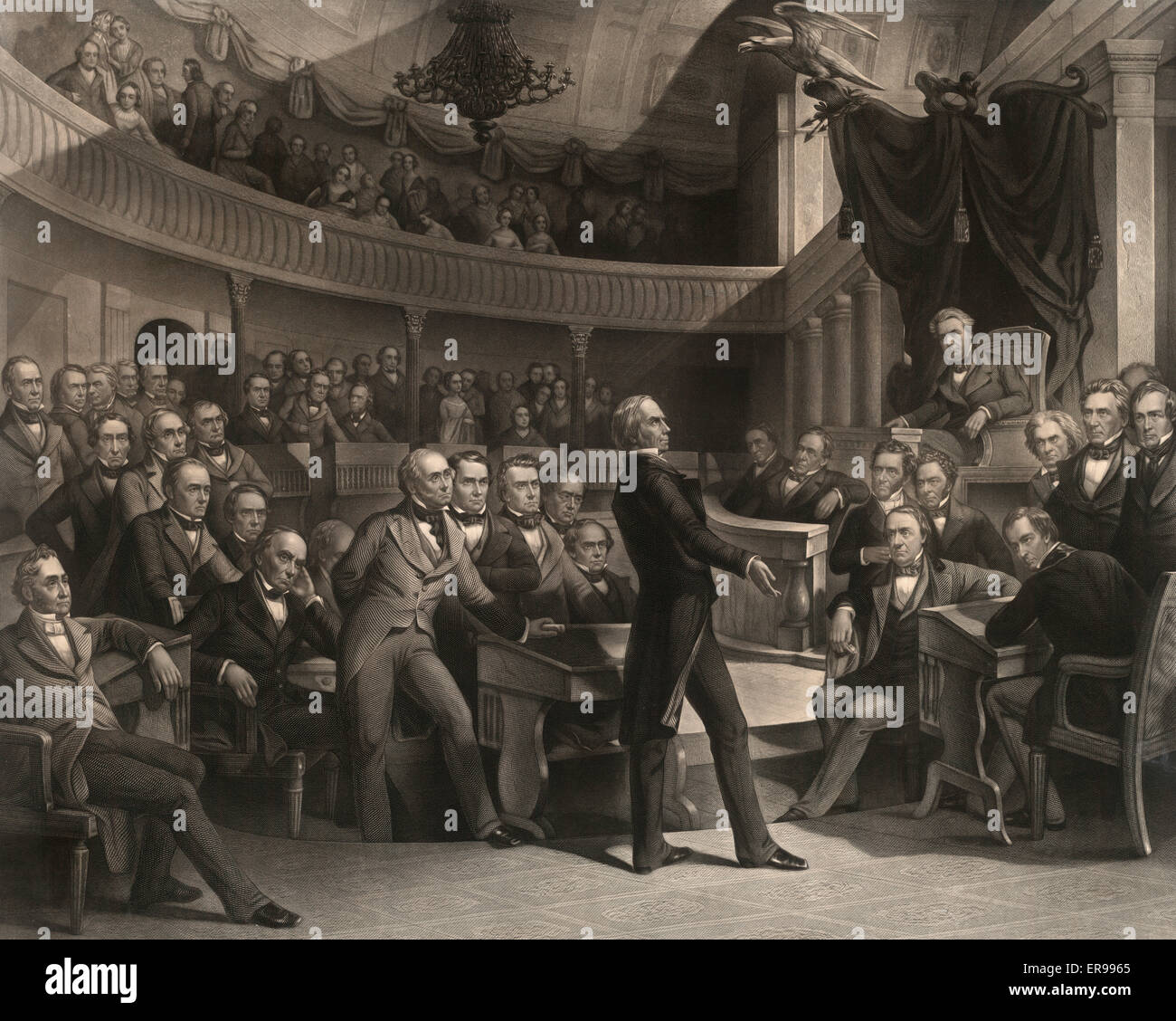 Der Senat der Vereinigten Staaten, A.D. 1850. Druck zeigt Senator Henry Clay spricht über den Kompromiss von 1850 in der alte Senat Kammer. Daniel Webster sitzt auf der linken Seite aus Lehm und John C. Calhoun auf der linken Seite des Sprechers Stuhl. Datum c1855. Stockfoto