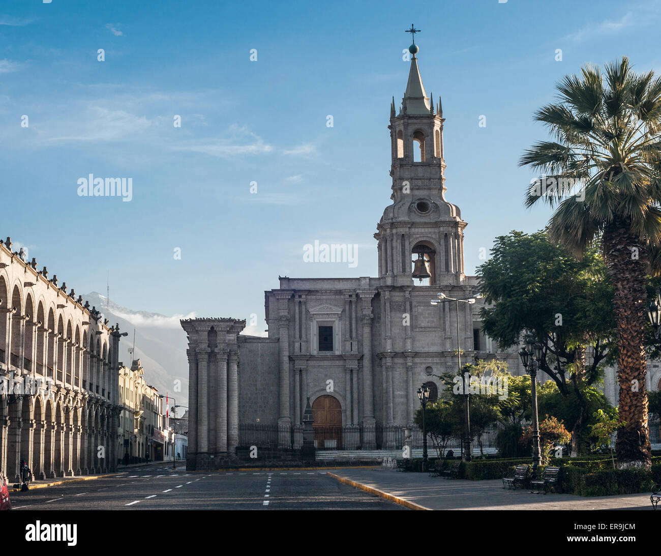 Am frühen Morgen in der Stadt Arequipa im Süden Perus Stockfoto