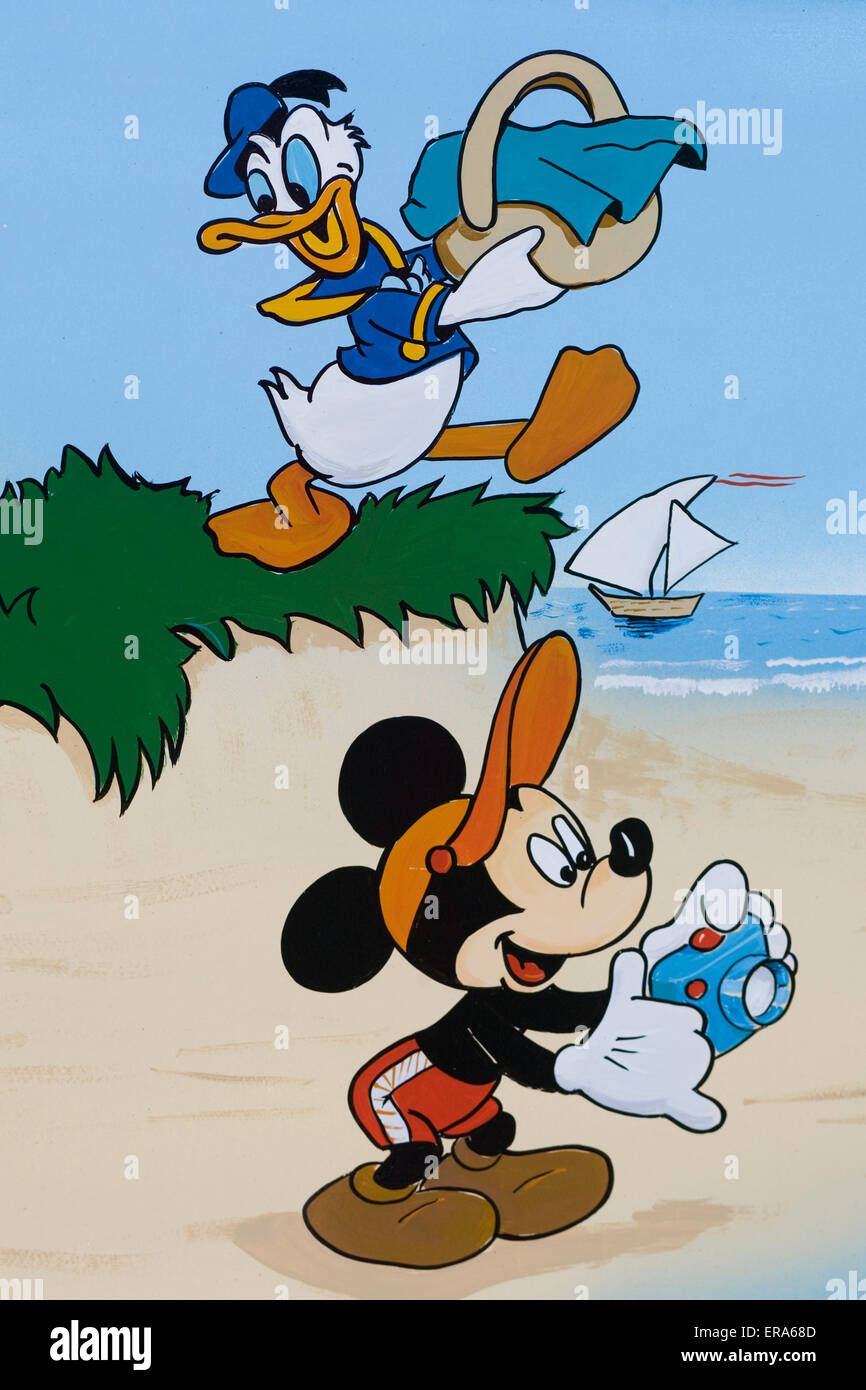Gemälde von Mickie Maus und Donal Duck auf Urlaub Stockfoto