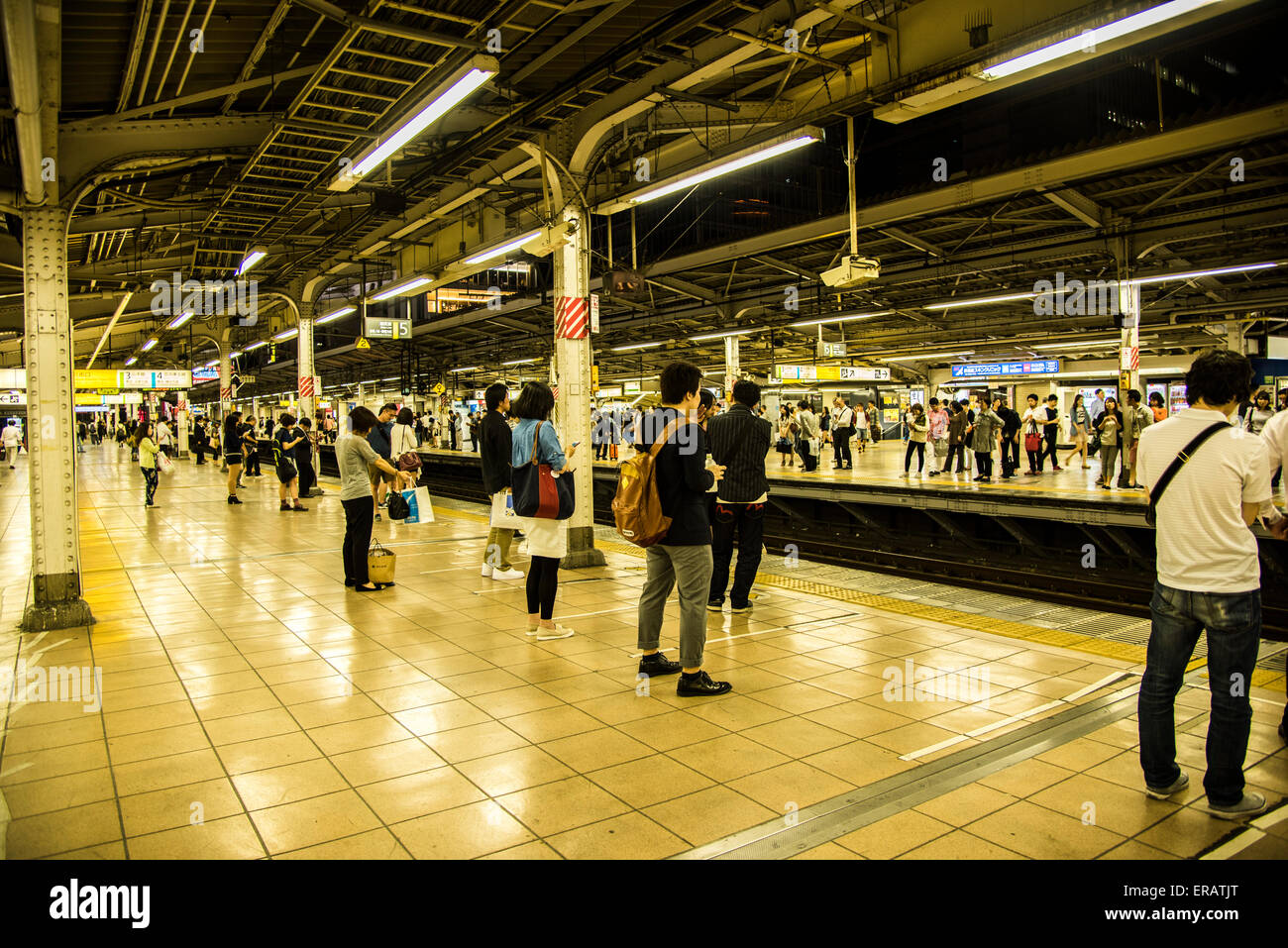 JR Chuo Sobu-Linie, Bahnhof Akihabara, Tokyo, Japan Stockfoto