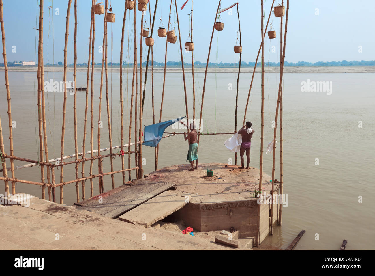 Eine Ansicht des Heiligen Ghats von Varanasi Stockfoto