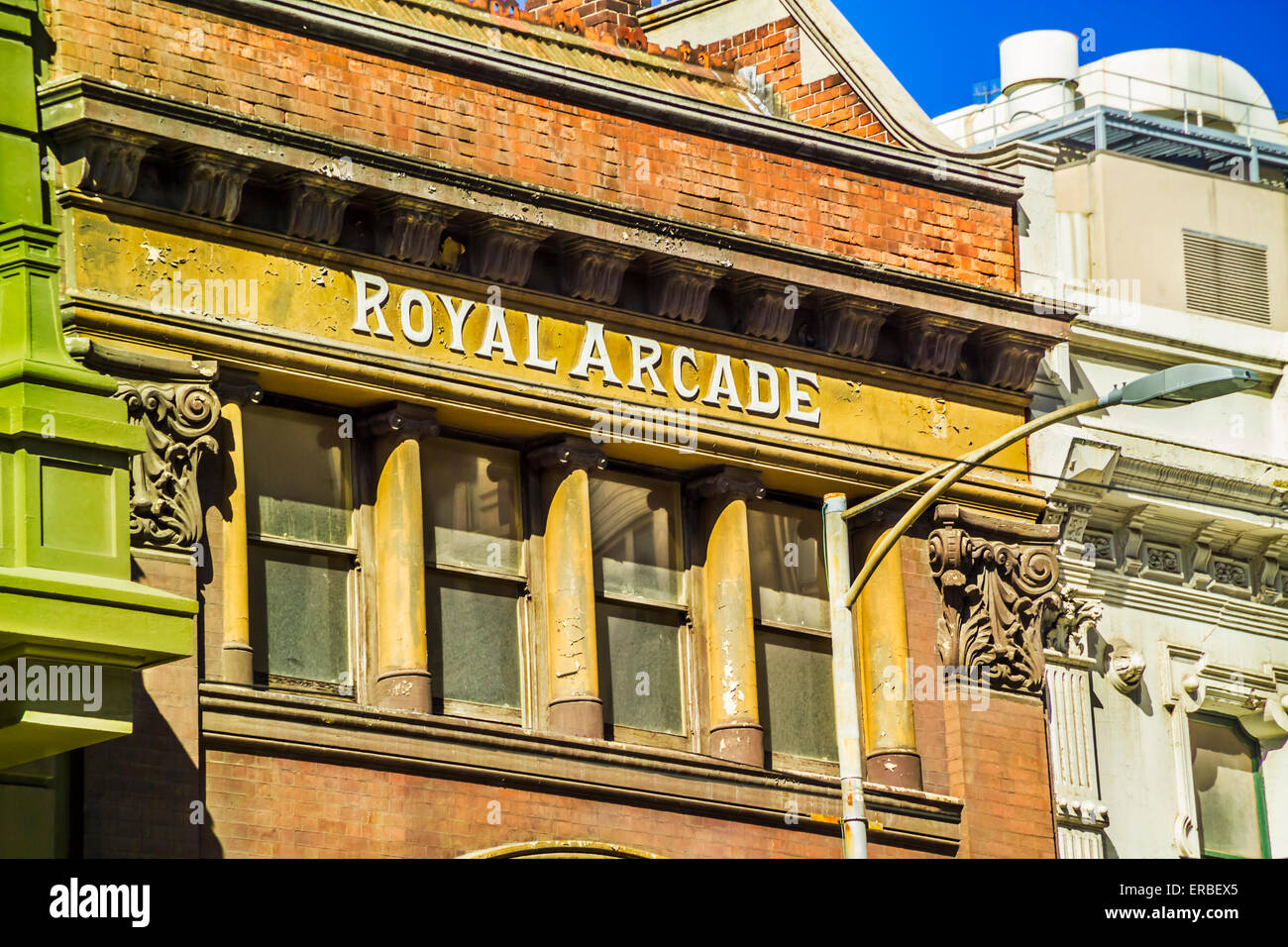 Nahaufnahme von der Spitze der Royal Arcade im Stadtzentrum von Melbourne, Australien Stockfoto