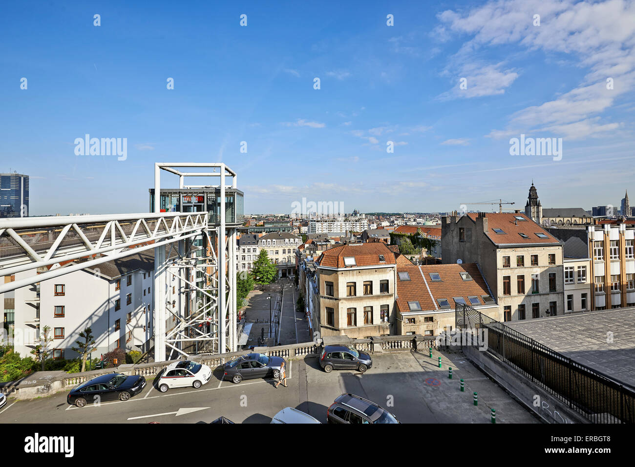 Brüssel, Belgien - 27. Mai 2015: Blick auf die Panorama-Aufzug Ascenseur des Marolles. Es verbindet den Poelaert Platz mit Straße Stockfoto