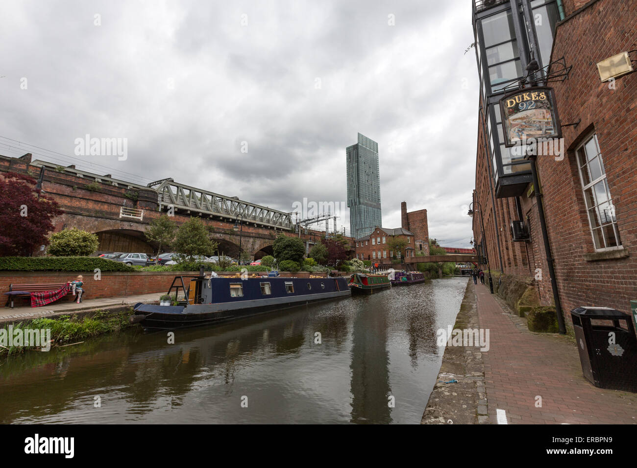 Bridgewater Kanal mit dem Beetham Tower. Stockfoto
