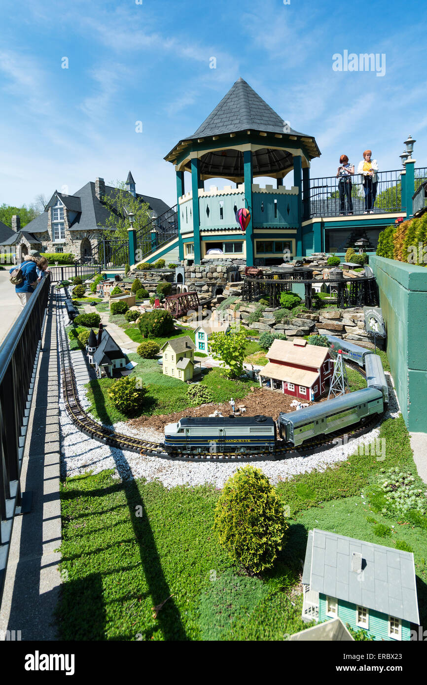 Michigan, Charlevoix, Schloss Bauernhöfe, Modell Garten Eisenbahn