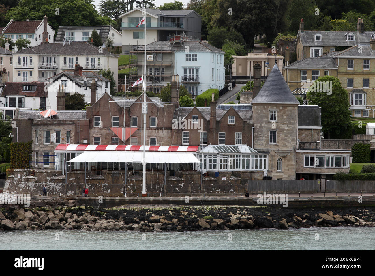 Cowes Royal Yacht Squadron-Yacht-Club am Cowes Castle auf der Isle Of Wight. Stockfoto