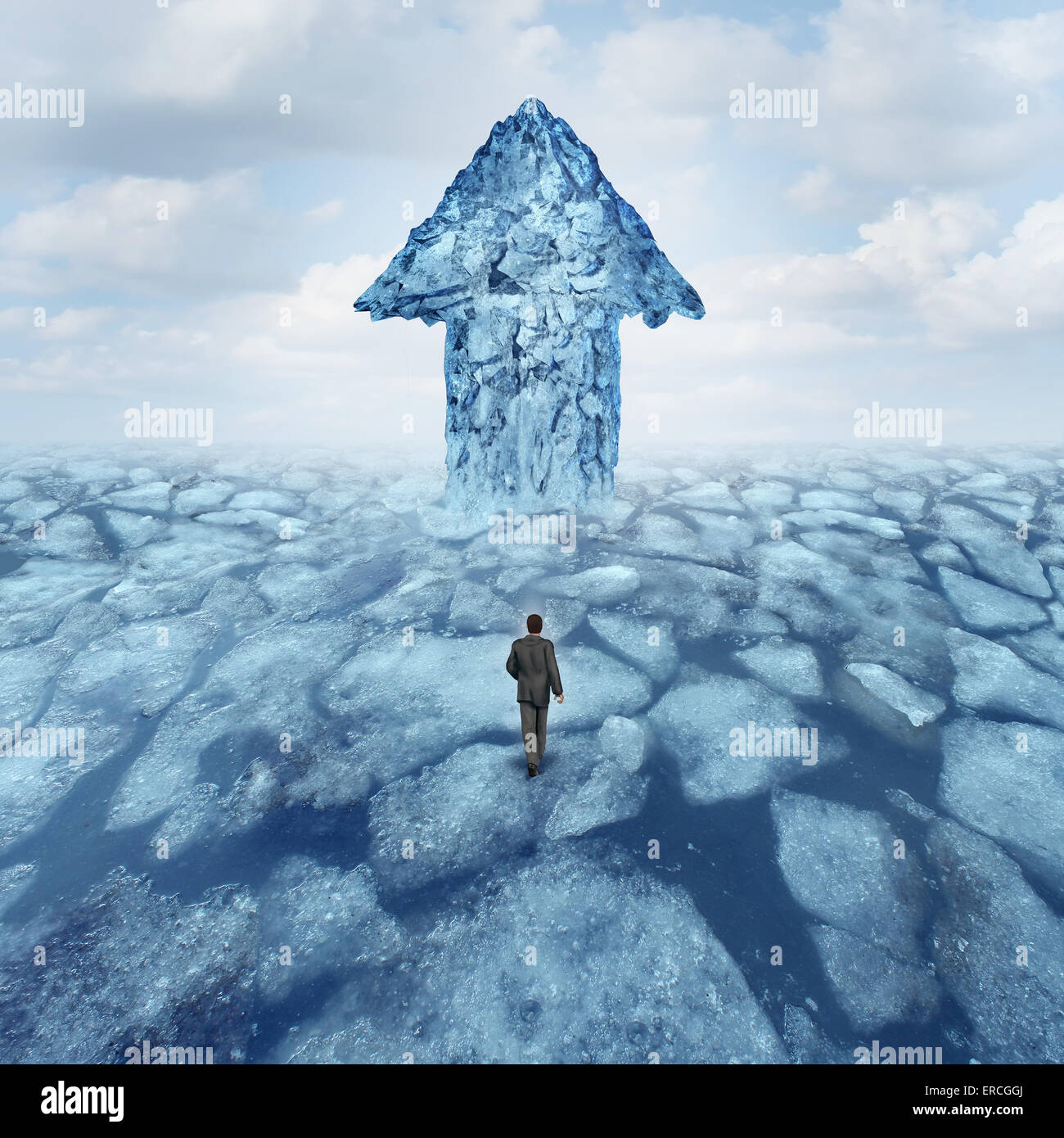 Erfolgskonzept Reise als Geschäftsmann zu Fuß auf gebrochene Eis mit einem Eisberg, geformt wie ein Pfeil als Metapher für Gefahr und Chance. Stockfoto