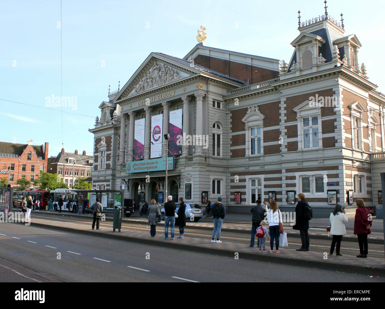 Fassade des Koninklijk Concertgebouw (Royal Concert Hall) bei Van Baerlestraat im historischen Zentrum von Amsterdam, Niederlande Stockfoto