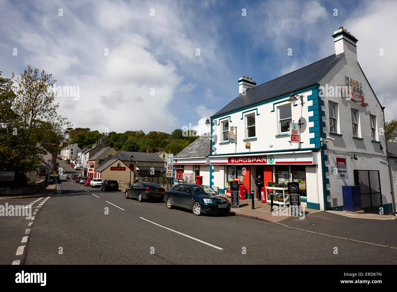 EUROSPAR Dorfladen auf A2 Küstenstraße durch Cushendall Glenariffe Straße County Antrim-Nordirland-UK Stockfoto