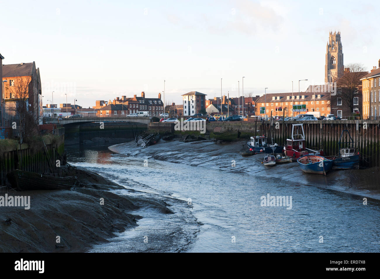 Ebbe im Hafen von Boston, England Stockfoto