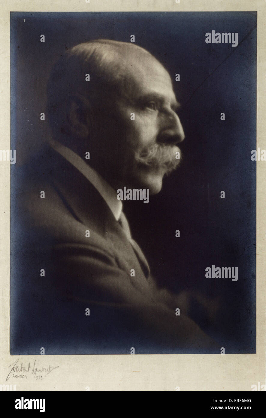 Edward Elgar, Porträt, 1921. Britischer Komponist 2. Juni 1857 - 23. Februar 1934.  Foto von Herbert Lambert (1881-1936). Stockfoto