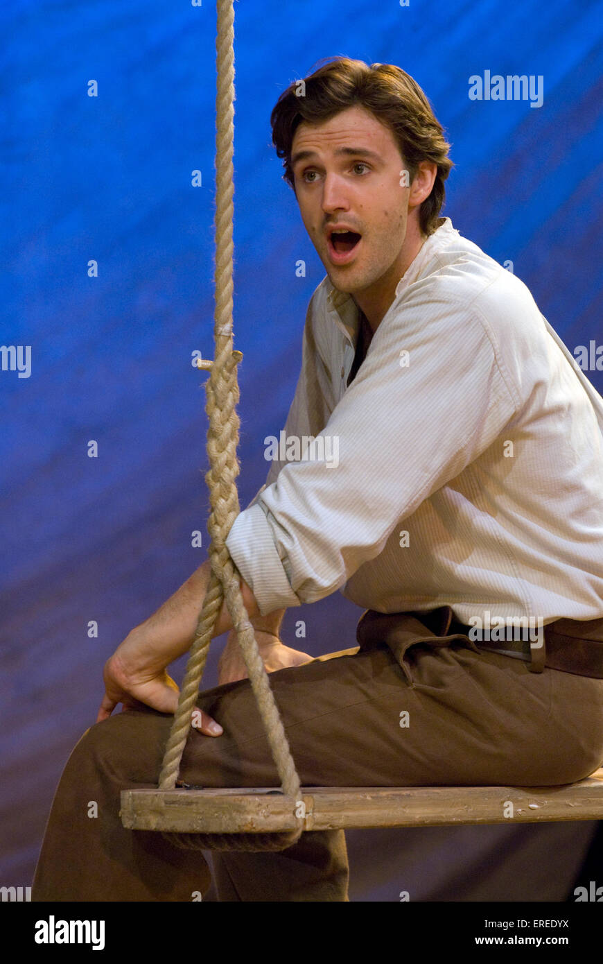 Michael Xavier als Curly in "Oklahoma!" von Rogers und Hammerstein, Chichester Festival Theatre, Juni 2009. Regie: John Stockfoto