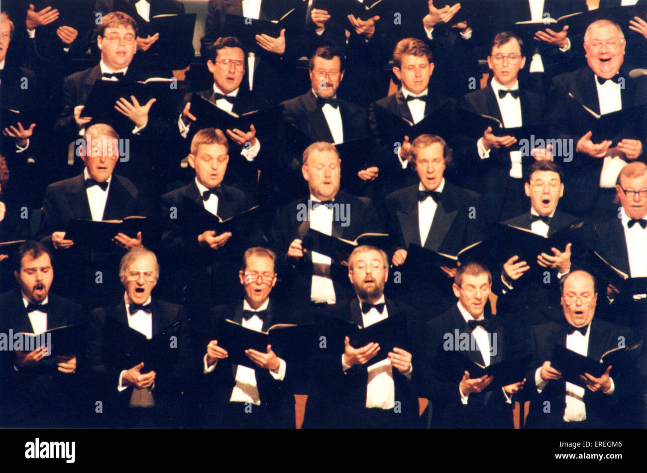 Chor-BBC NATIONAL CHORUS OF WALES Männerchor mit BBC National Orchestra of Wales, 1998 Stockfoto