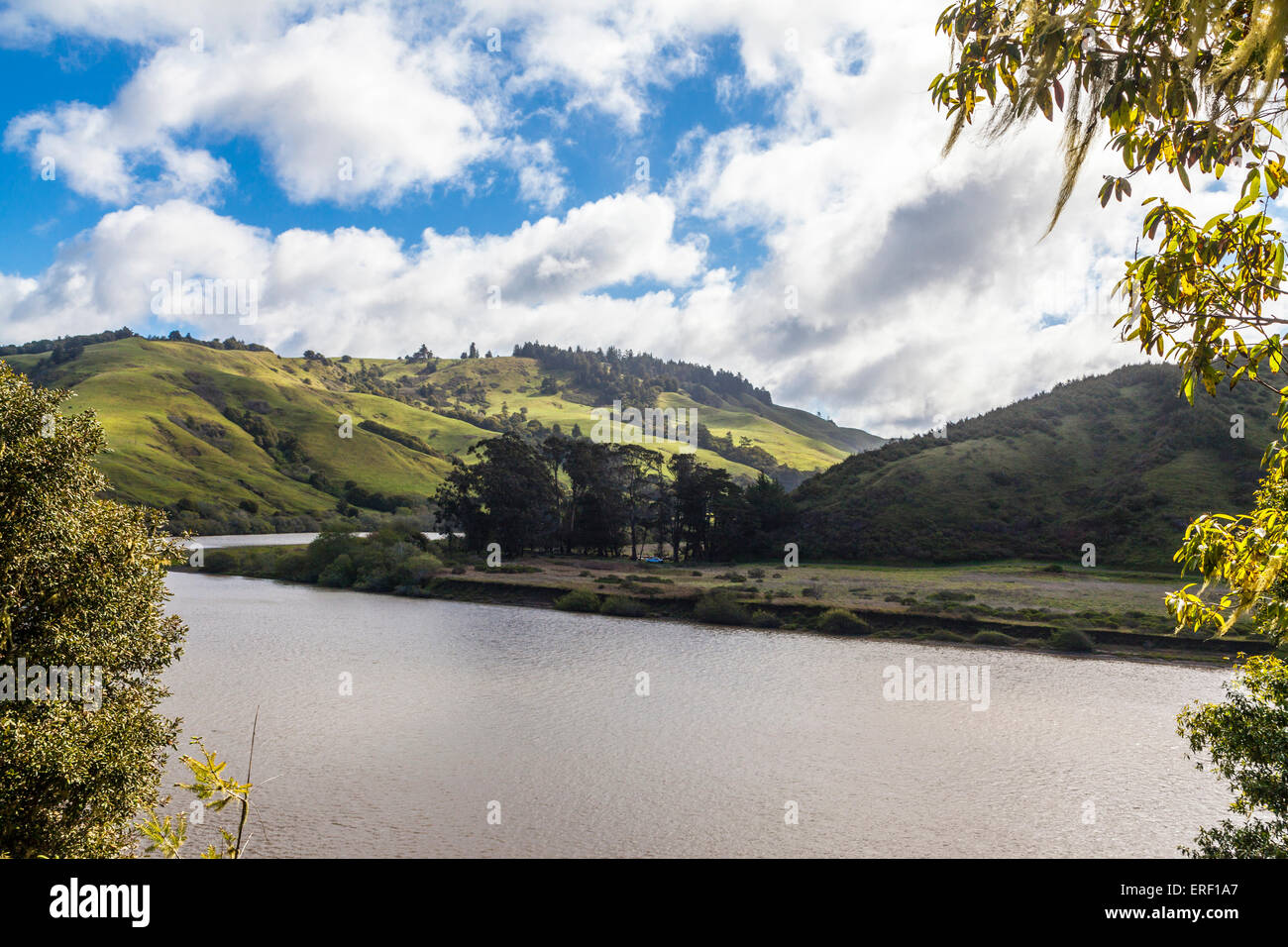 Russian River im Sonoma County entlang der Nordküste Kaliforniens Stockfoto