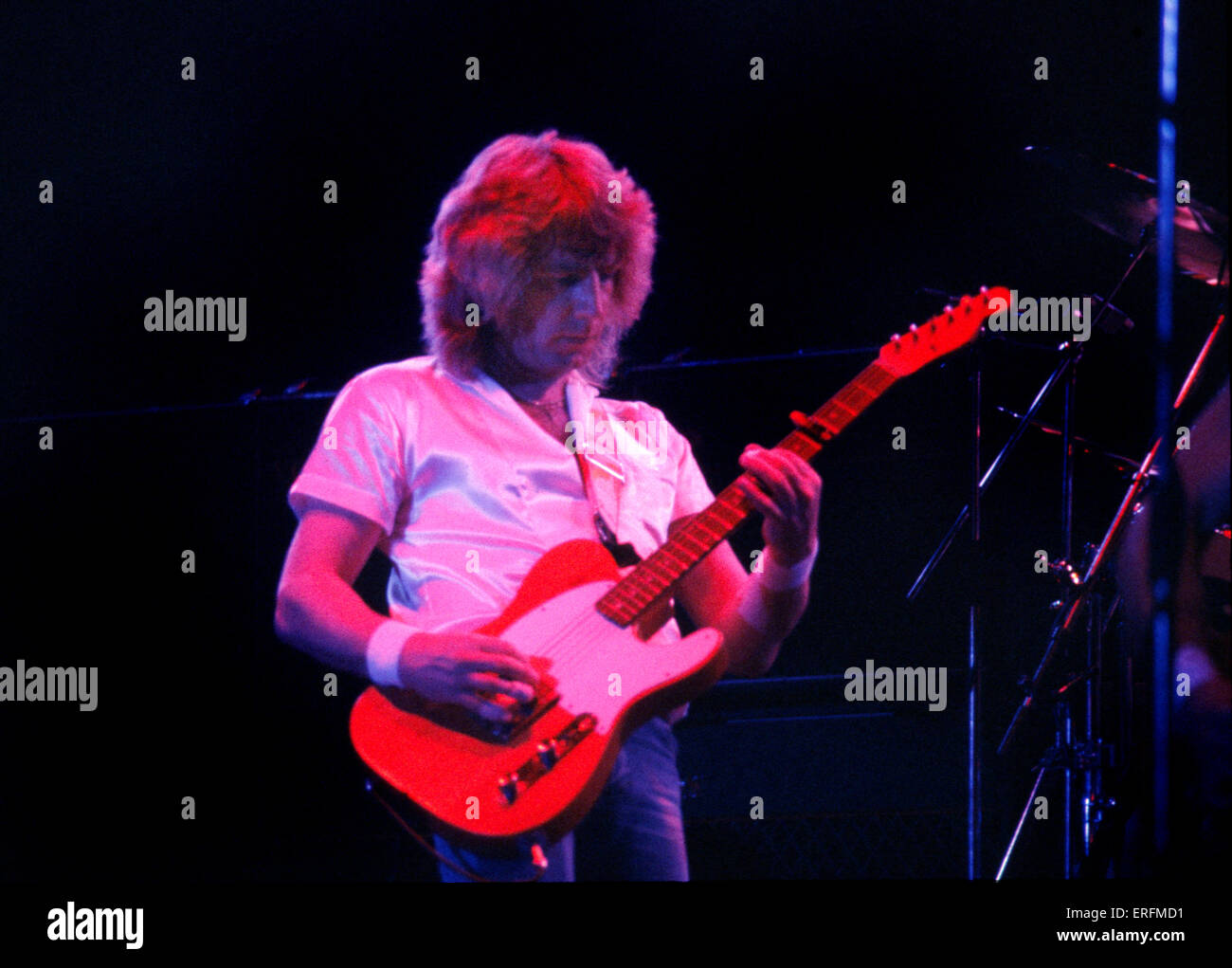 Status Quo - Sänger & Gitarrist Rick Parfitt erklingt in der Birmingham International Arena im Jahr 1982. 12. Oktober 1948. Stockfoto