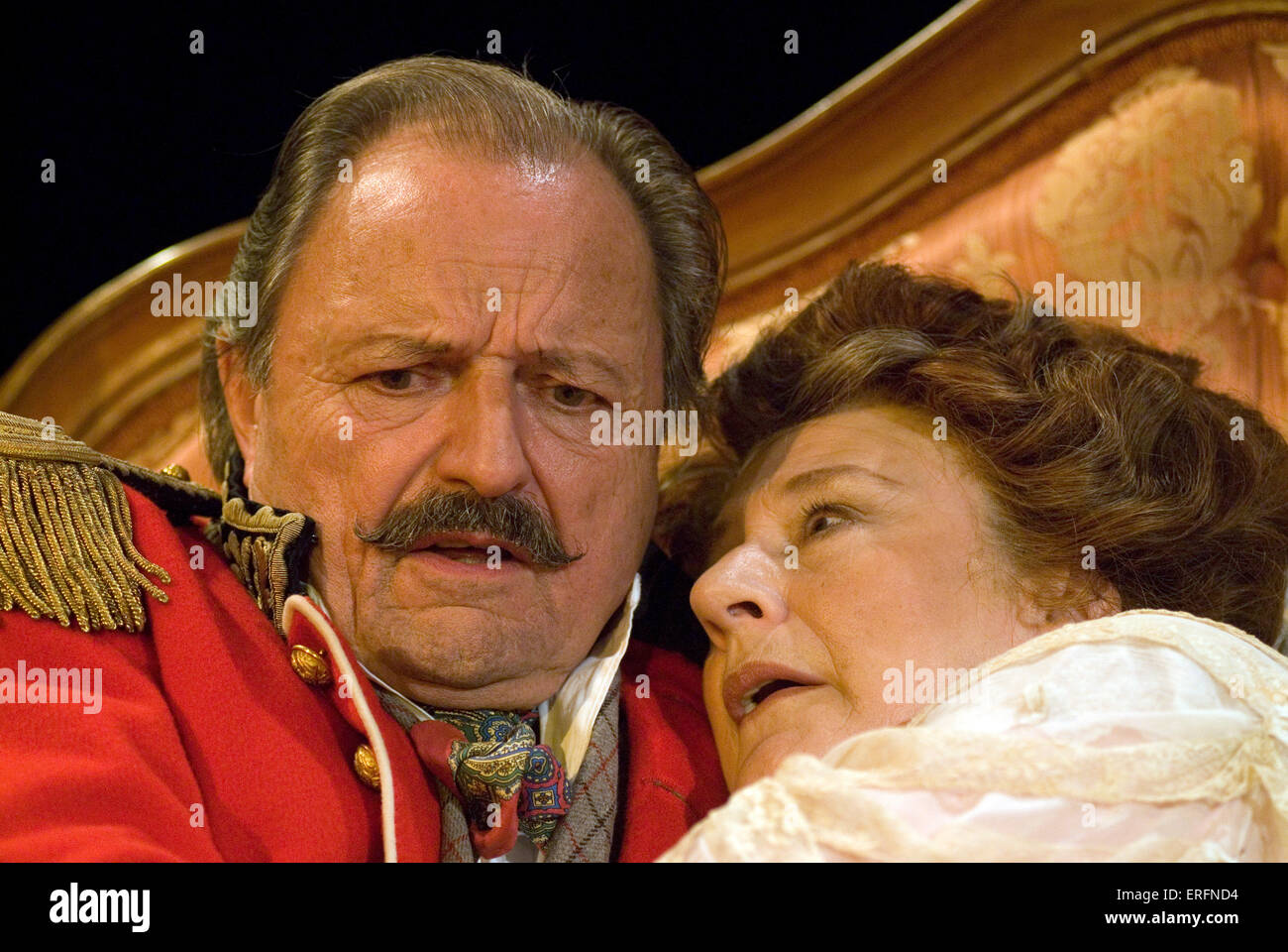 Jean spielen "The Waltz von der Toreadore" an der Chichester Festival