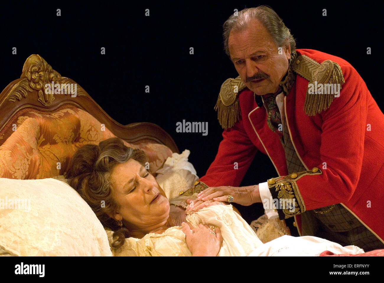 Jean spielen "The Waltz von der Toreadore" an der Chichester Festival