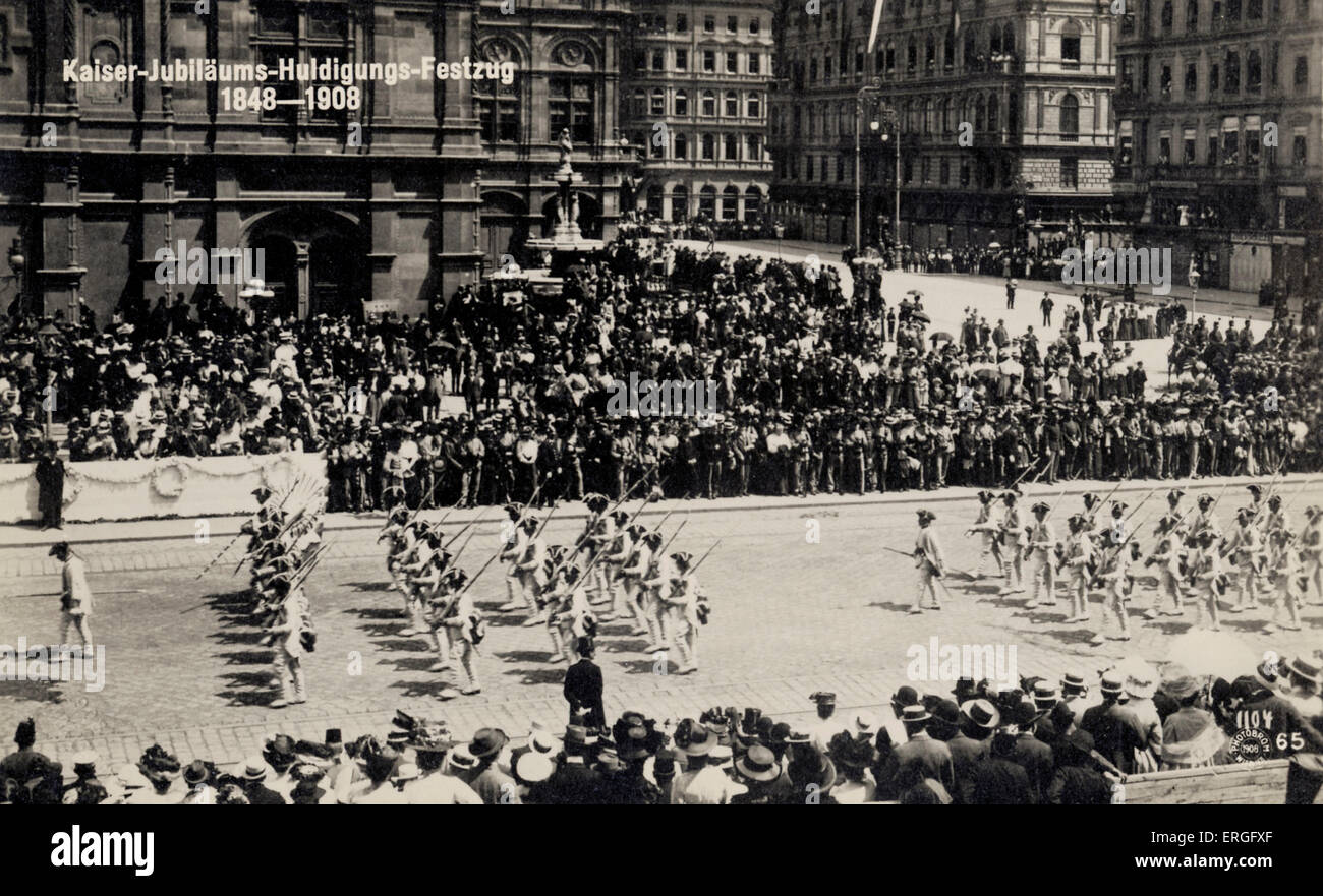 Franz Joseph I's Diamond Jubilee Parade, 1908. (Wien?). Kaiser von Österreich, König von Böhmen, König von Kroatien, Apostolischer König Stockfoto