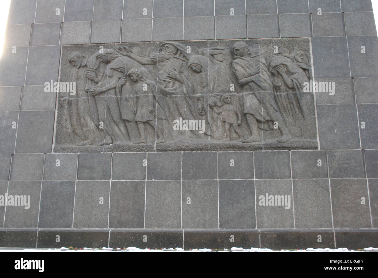 Warschauer Ghetto Memorial - Ehrung der jüdischen Aufständischen kämpfte wieder gegen die Nazis und die Armee des Dritten Reiches im Jahr 1943. Stockfoto