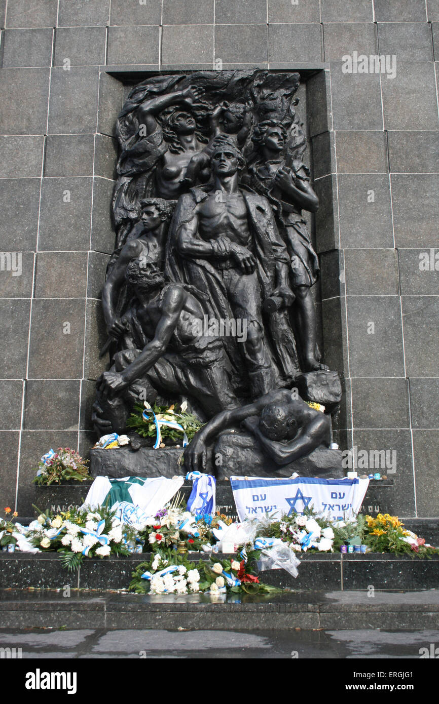 Warschauer Ghetto Memorial - Ehrung der jüdischen Aufständischen kämpfte wieder gegen die Nazis und die Armee des Dritten Reiches im Jahr 1943. Stockfoto