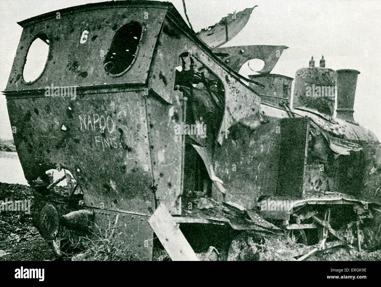 Zerstörten Lokomotive in Peronne, Somme, während dem 1. Weltkrieg, 1917. Stockfoto