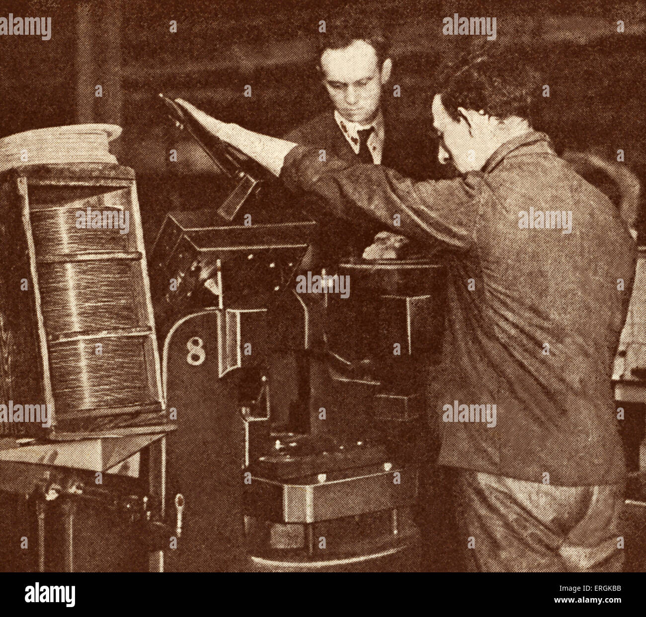 Maschine, drücken "His Master es Voice" Schallplatten, c.1920. Stockfoto