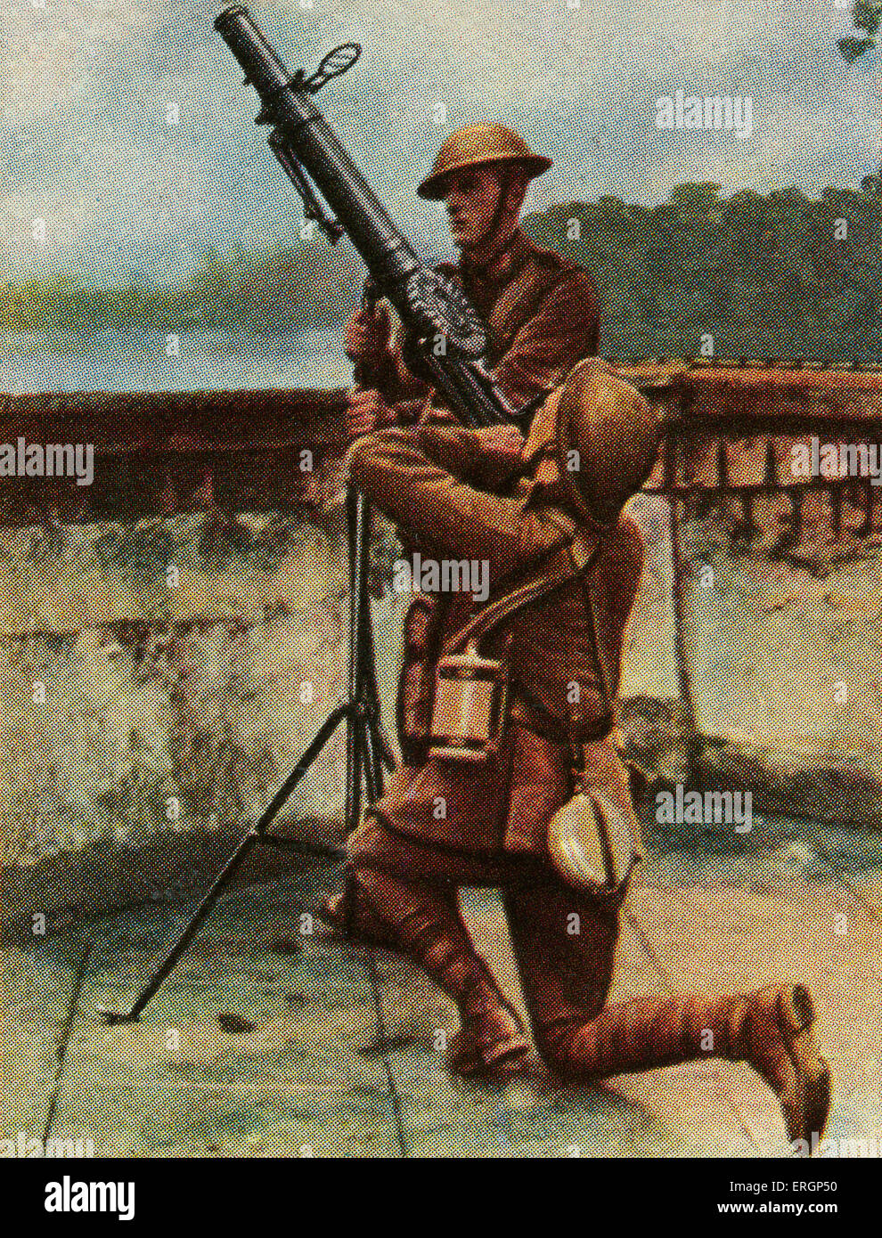 Englisch leichtes Maschinengewehr in Flak-Stellung. Munition Kammer enthält 50 Schüsse.   (Quelle: Zigarettenkarten Stockfoto