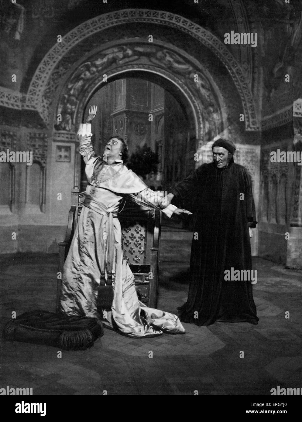 "Dante", Akt IV. "Dante und Clemens V".  Ein Theaterstück von Victorien Sardou und Emile Moreau, Sir Henry Irving in der Titelrolle, Akt. Stockfoto