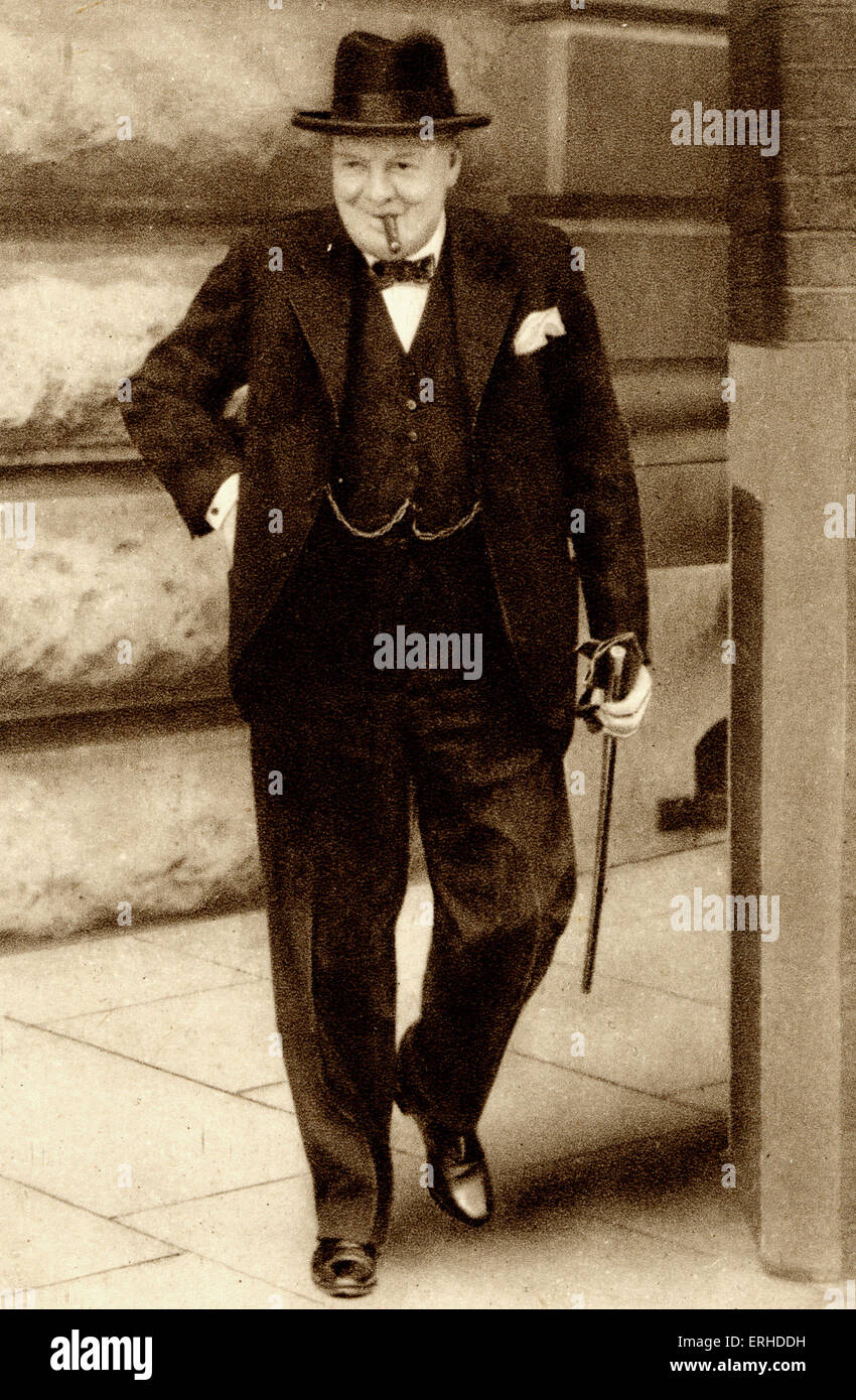 Sir Winston Churchill 10 Downing Street, London zu verlassen.  Britischer Premierminister, 1874-1965. Stockfoto