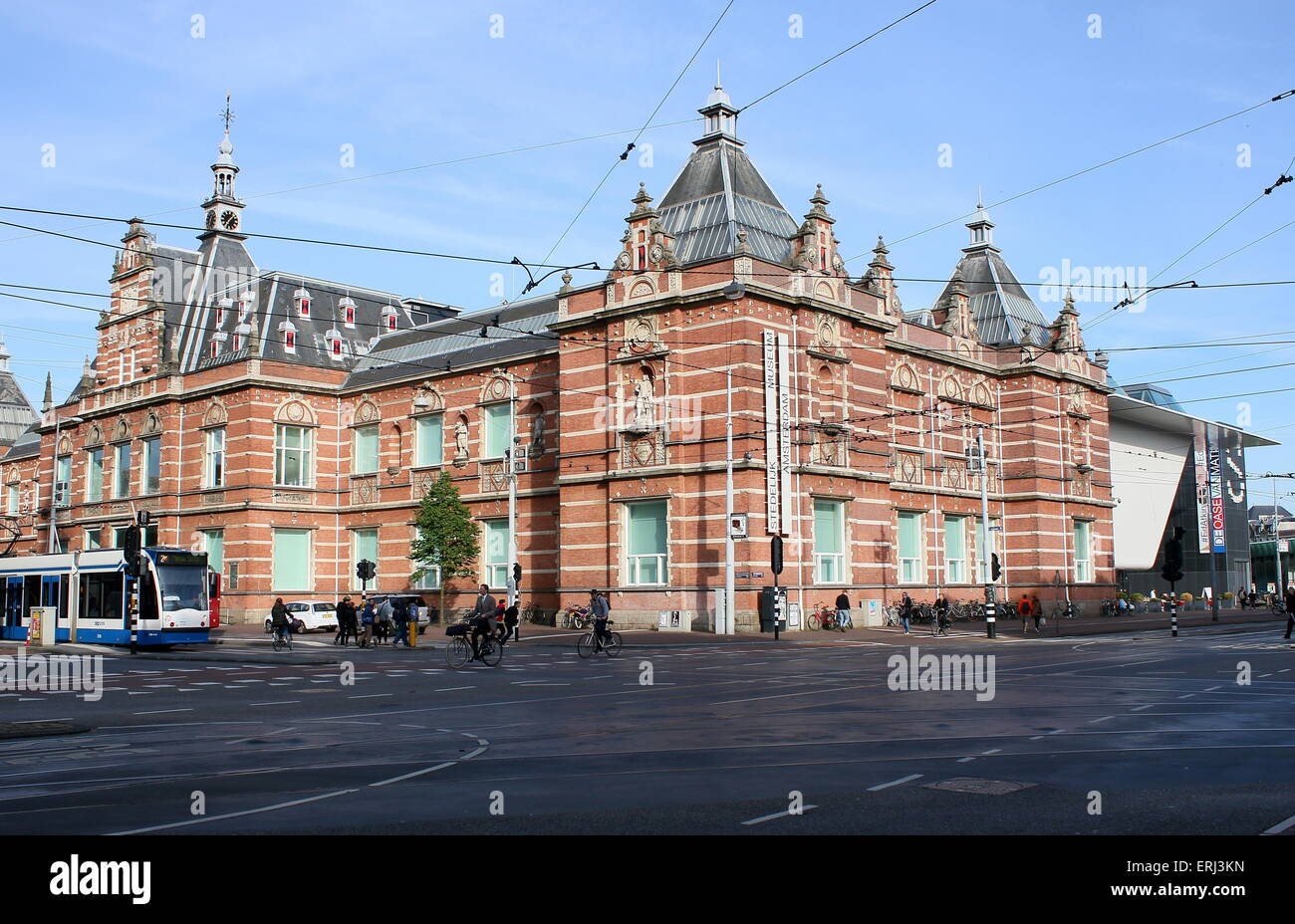 Stedelijk Museum Amsterdam, Museum für moderne Kunst, zeitgenössische Kunst und Design, alten Gebäude des 19. Jahrhunderts bei Paulus Potterstraat Stockfoto