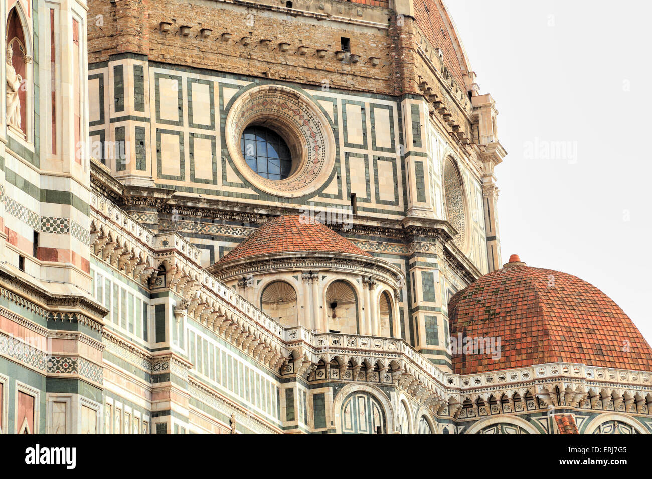 Dach-Detail der Duomo di Firenze, Kathedrale Santa Maria del Fiore, Florenz Stockfoto