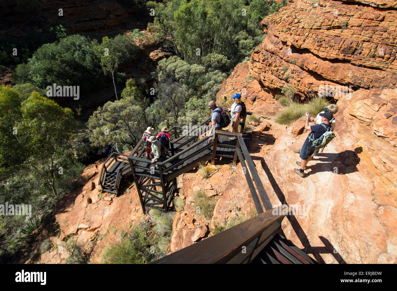 Australien, NT, Watarrka National Park. Kings Canyon, Rim Walk. Anspruchsvolle 6k Wanderung rund um den Canyon Rim. Stockfoto