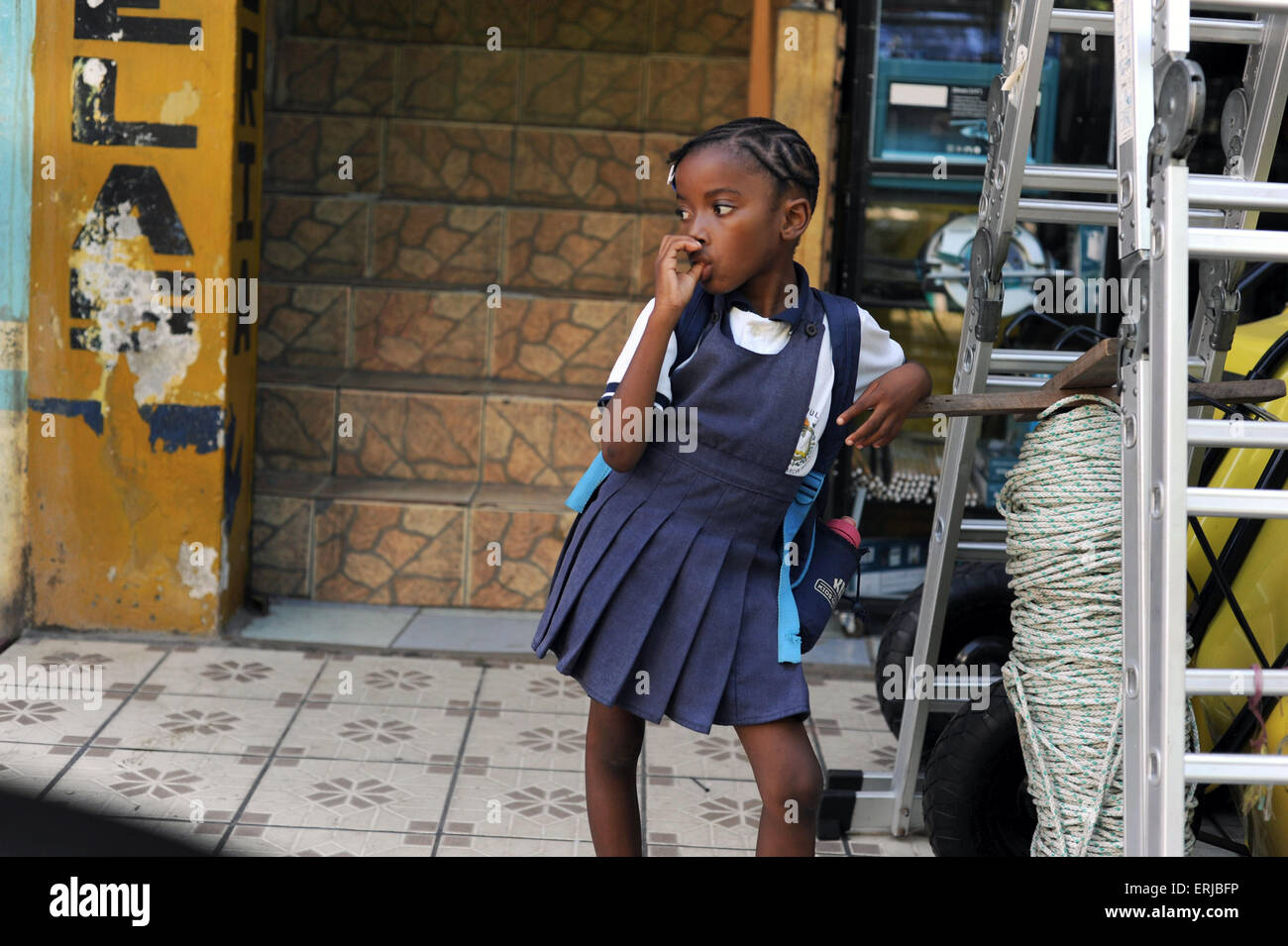 Ein Garifuna-Mädchen in Livingston, Isabal Abteilung in Guatemala. Stockfoto Ein Garifuna-Mädchen in Livingston, Isabal Abteilung in Guatemala. Stockfoto