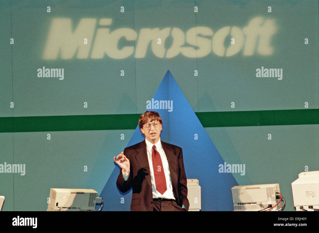 Bill Gates von Microsoft das Betriebssystem Windows 95 zu fördern hier bei "Inside Track 95" Veranstaltung an der NEC gesehen C.E.O. Freitag, 17. März 1995 Stockfoto
