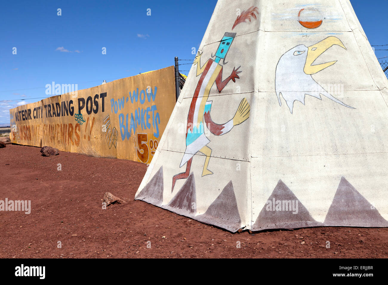 Meteor Stadt Handelsposten entlang der Route 66 westlich von Winslow, Arizona. Stockfoto