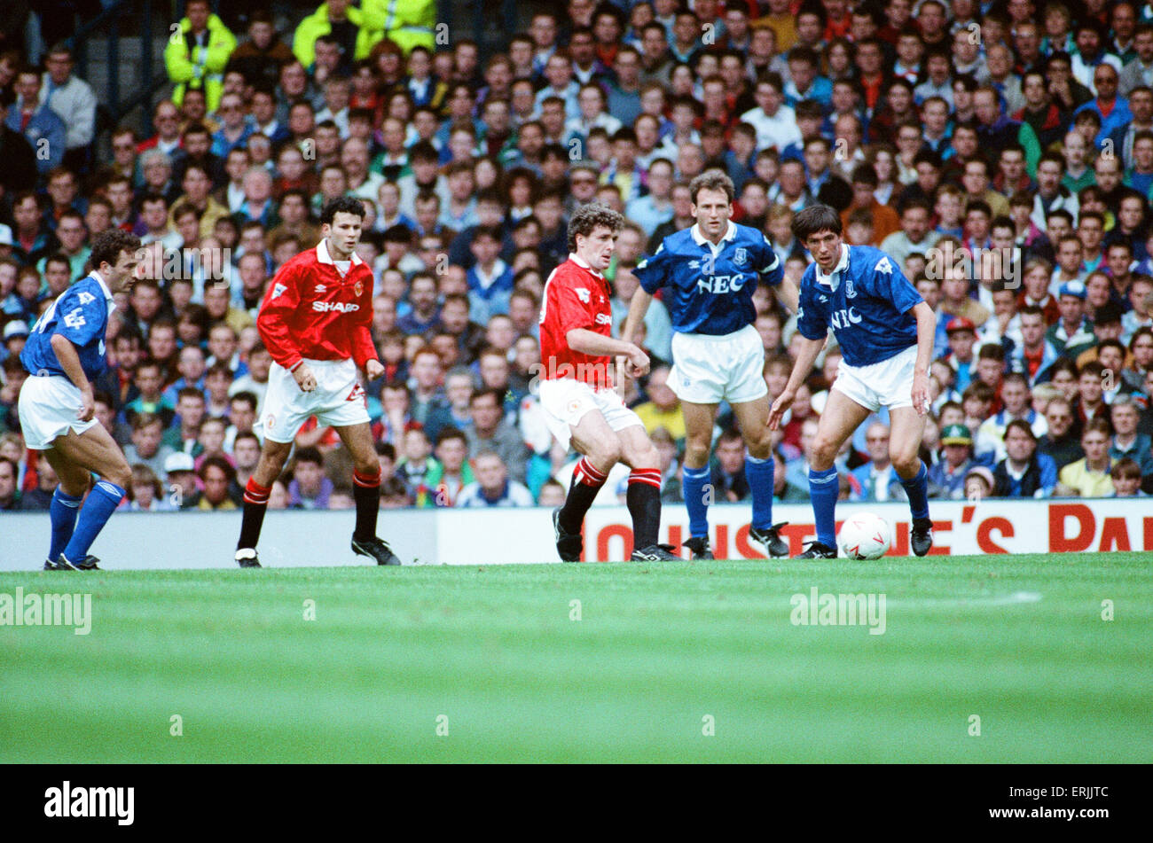 Everton 0-2 Manchester United, Ligaspiel im Goodison Park, Samstag, 12. September 1992. Ryan Giggs, Mark Hughes, Dave Watson, Gary Ablett Stockfoto