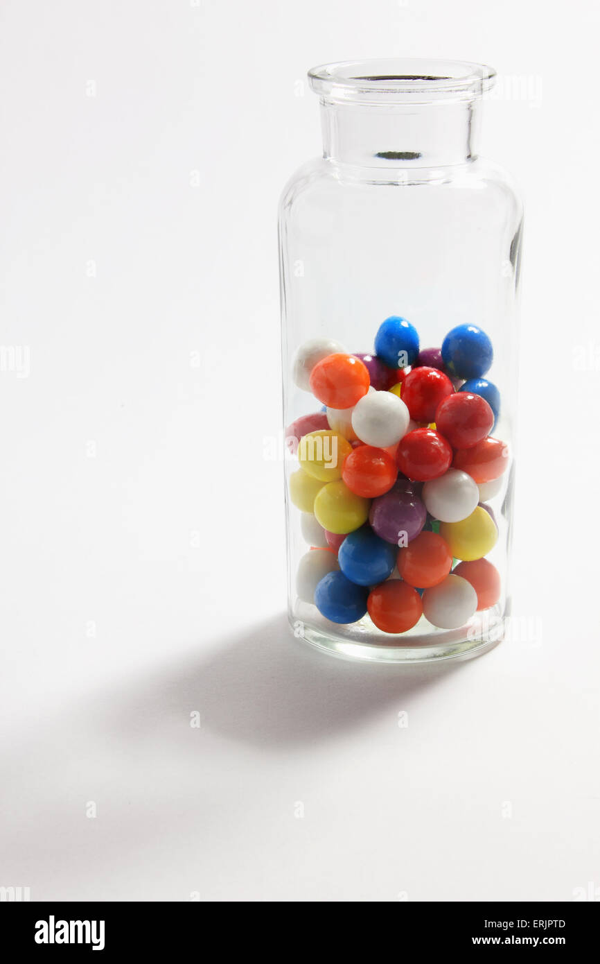 Lutscher in Glasflasche Stockfoto